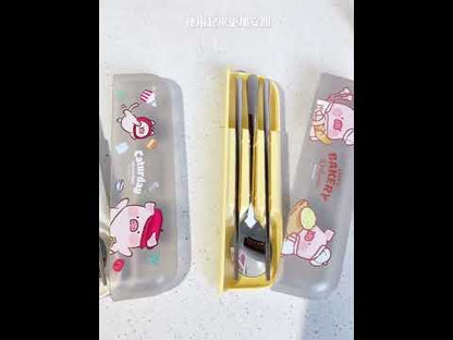【川島屋】正版現貨 lulu豬 不銹鋼筷子 勺子 叉子 便攜餐具 湯匙 飯勺 收納盒 送禮 商品影片