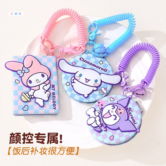【包包寶】現貨 三麗鷗 化妝鏡 立體小鏡子 庫洛米 玉桂狗 隨身便攜翻蓋摺疊雙面鏡 學生外出補妝手持化妝鏡 送禮 商品圖片 1