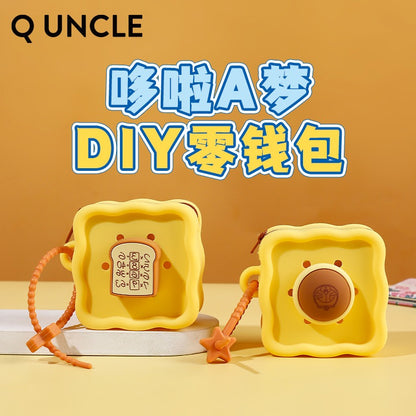 【Q UNCLE】正版絕貨 哆啦A夢 硅膠方形迷你包 零錢包 包包 硬幣包 耳機包 吊飾 小叮噹 哆啦a夢 收納包 商品圖片 1