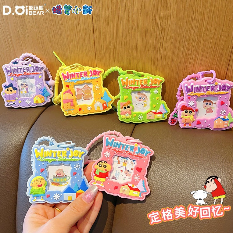 【千寶】正版 蠟筆小新 鑰匙圈 相框掛件系列 鑰匙扣 吊飾 掛飾 可裝一張照片 新之助 送禮 商品圖片 2