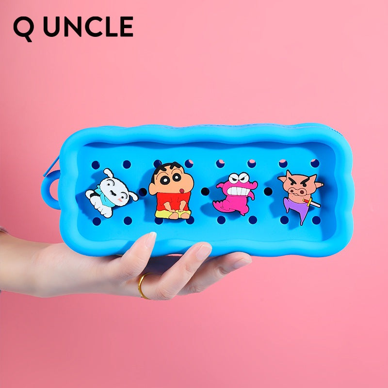 【Q UNCLE】正版現貨 蠟筆小新 長方形收納包 零錢包 硅膠包包 硬幣包 耳機包 吊飾 收納包 飾品包 商品圖片 2