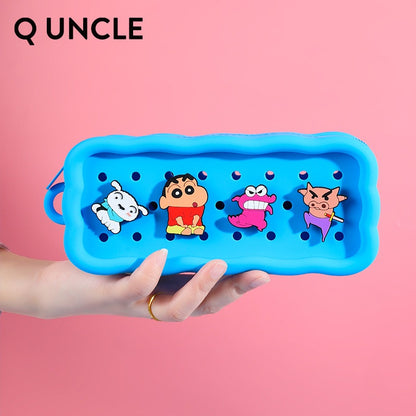 【Q UNCLE】正版現貨 蠟筆小新 長方形收納包 零錢包 硅膠包包 硬幣包 耳機包 吊飾 收納包 飾品包 商品圖片 2