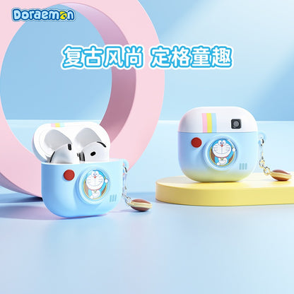 【洛克空間】正版現貨 哆啦A夢 耳機殼 保護殼 AirPods4 耳機包 超高吸睛率 小叮噹 耳機套 掛飾 吊飾 商品圖片 2