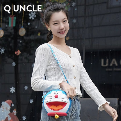 【Q UNCLE】正版現貨 哆啦A夢 最大款硅膠包 可斜跨吊飾 小叮噹 包包 掛件 哆啦a夢 零錢包 側揹包 耳機包 商品圖片 2