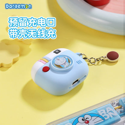 【洛克空間】正版現貨 哆啦A夢 耳機殼 保護殼 AirPods4 耳機包 超高吸睛率 小叮噹 耳機套 掛飾 吊飾 商品圖片 3