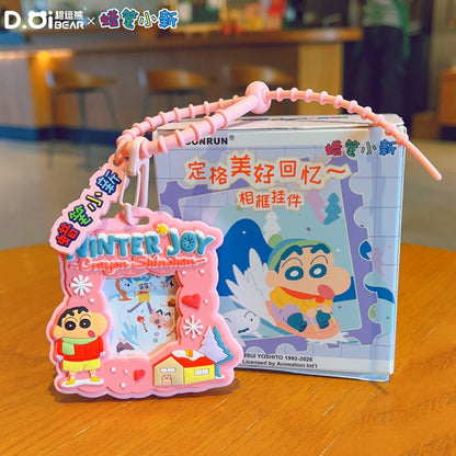 【千寶】正版 蠟筆小新 鑰匙圈 相框掛件系列 鑰匙扣 吊飾 掛飾 可裝一張照片 新之助 送禮 商品圖片 3