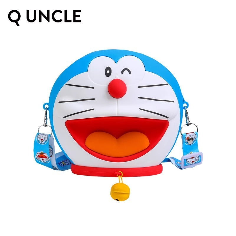 【Q UNCLE】正版現貨 哆啦A夢 最大款硅膠包 可斜跨吊飾 小叮噹 包包 掛件 哆啦a夢 零錢包 側揹包 耳機包 商品圖片 5
