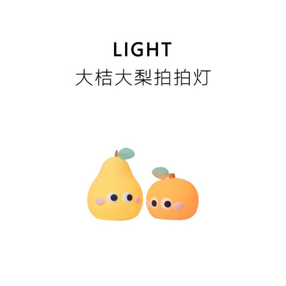 【現貨】大吉大利 療癒 拍拍燈 LED小夜燈 氛圍燈 禮物 手機支架 矽膠充電 商品圖片 5
