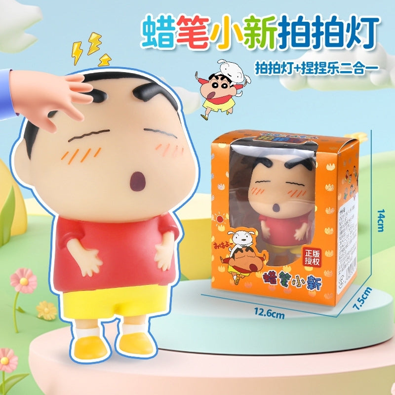 【魔卡丘】正版現貨 蠟筆小新 拍拍燈 小夜燈 需裝電池 小白 新之助 送禮 摩卡丘 療癒 送禮 氛圍燈 夜燈 規格圖片 2