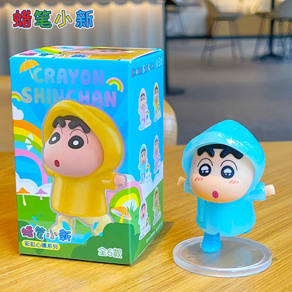 【超逗熊】正版現貨 蠟筆小新 彩虹心情雨衣系列 盲盒手辦 潮玩車載桌面擺件可愛禮物 送禮 規格圖片 3