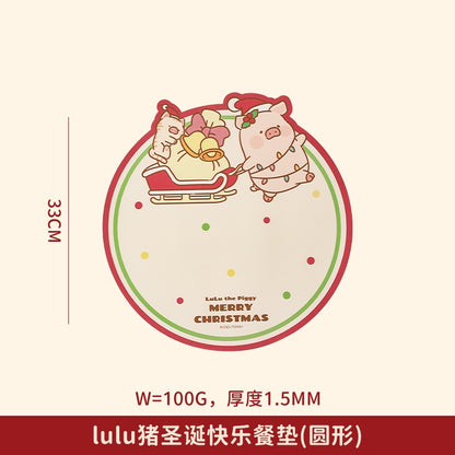 【川島屋】正版現貨 lulu豬 聖誕樹隔熱墊 餐桌墊 碗盤墊 水杯墊 砂鍋墊 送禮 規格圖片 3